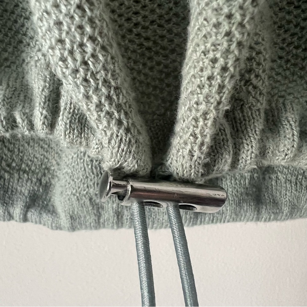 Forever 21 Sage Green Cropped Drawstring Top - Picture 3 of 8